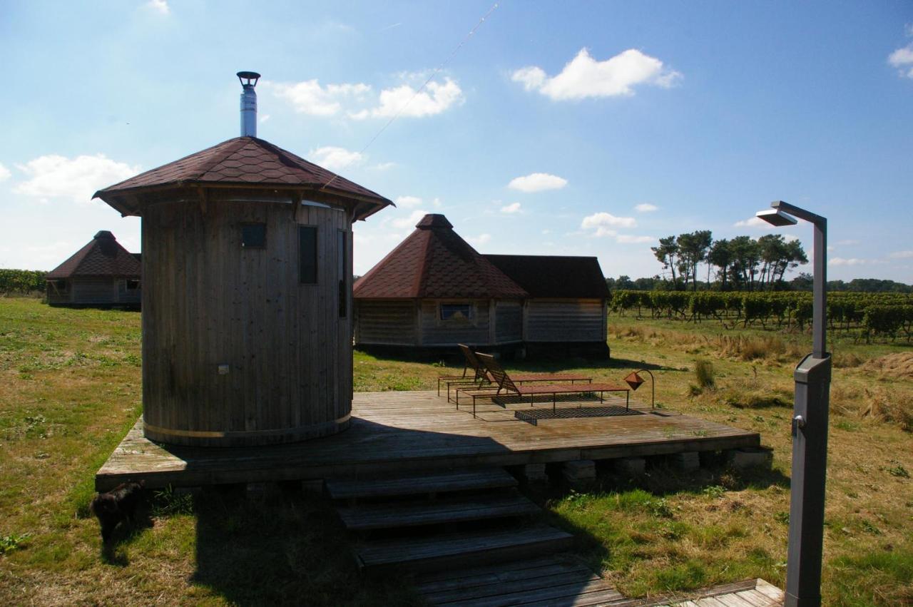 Village Privatise De Cabanes Insolites D'Ananda Ma Saint-Aubin-de-Lanquais ภายนอก รูปภาพ