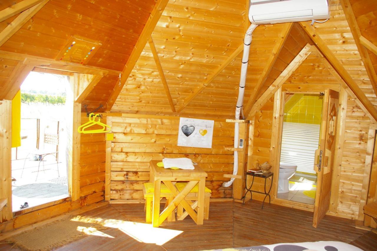 Village Privatise De Cabanes Insolites D'Ananda Ma Saint-Aubin-de-Lanquais ภายนอก รูปภาพ